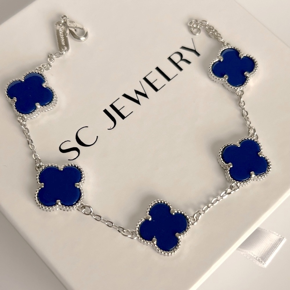 Last 2 🔥 Royal Blue Clover Bracelet Double Sided Platinum Plated Lightweight